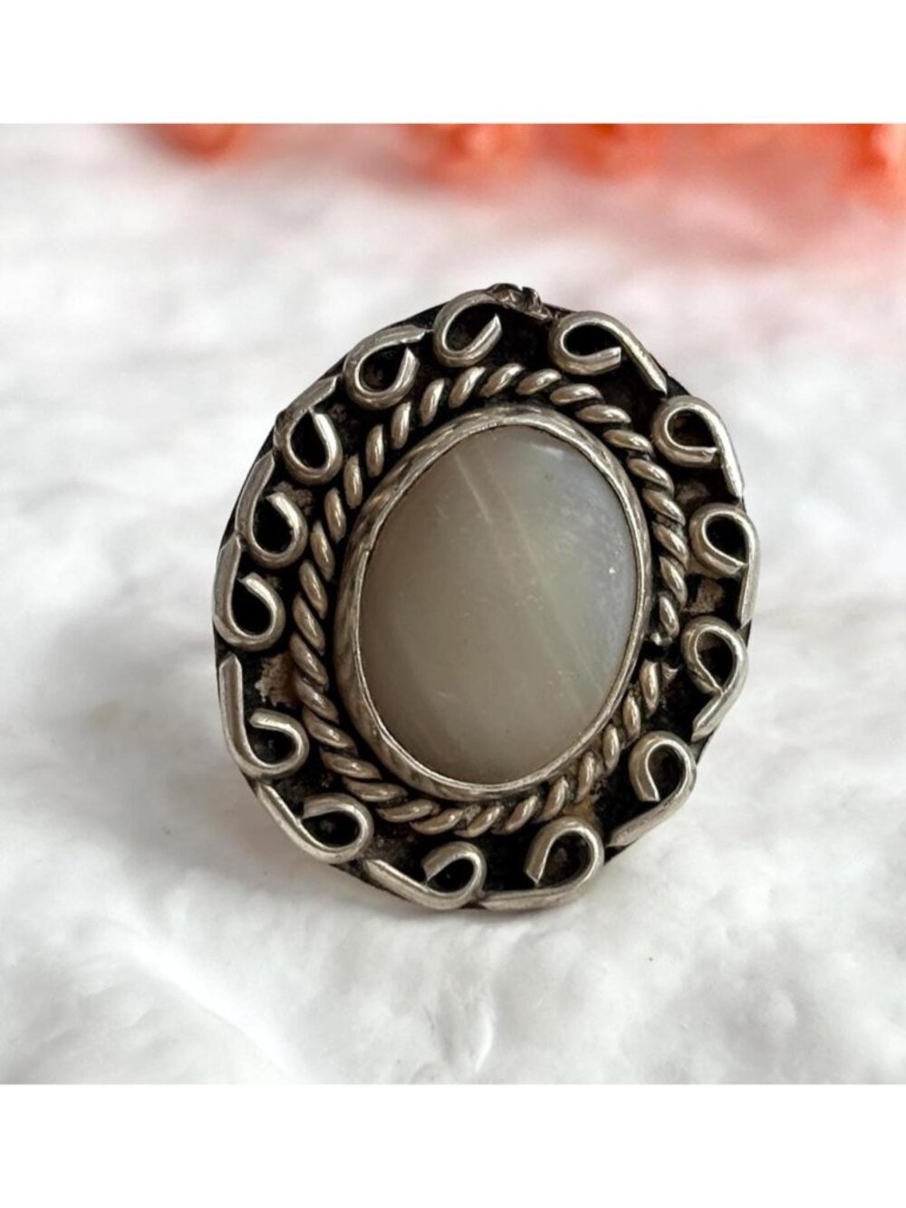 Mother of Pearl Southwest Style Sterling Silver 925 Vintage Ring - sz 7